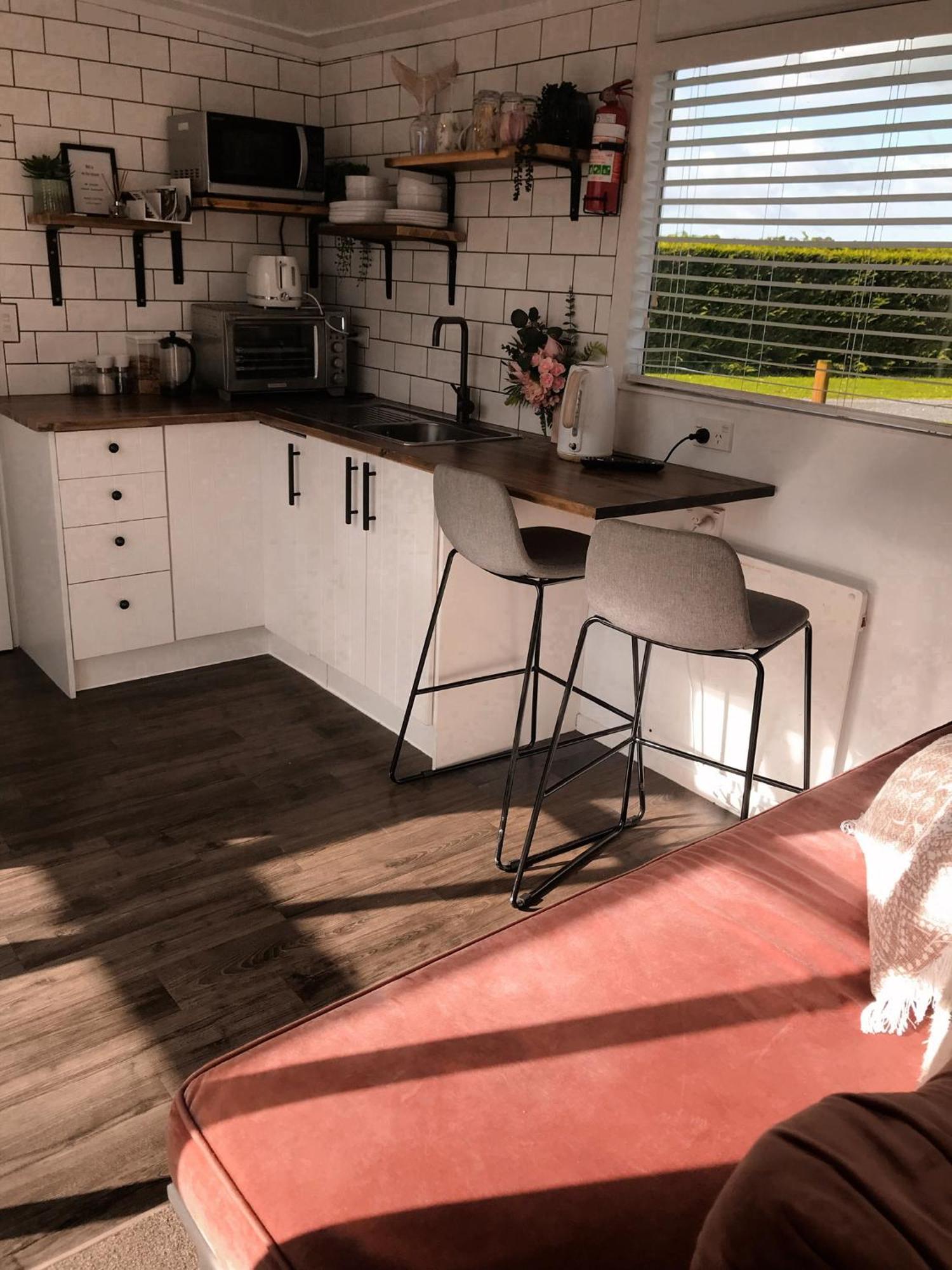 Вилла Rustling Oaks Nz Tropical Tiny House Tamahere Экстерьер фото
